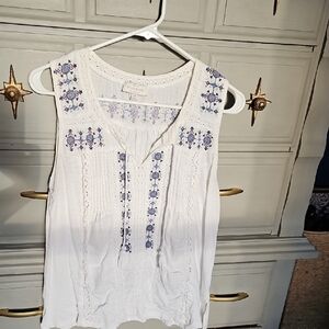 Lucky Brand White Top with Blue Embroidery